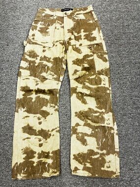 Women’s Lioness Wide-Leg Cargo Pants in Tan & Brown Camo